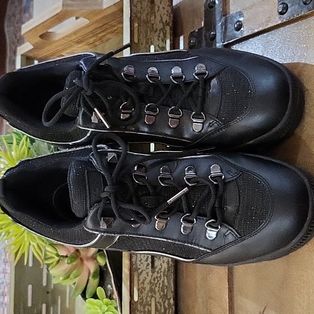 MICHAEL KORS Brooke Leather and Glitter Chain-Mesh Trek Sneaker Black 9M - Picture 2 of 3